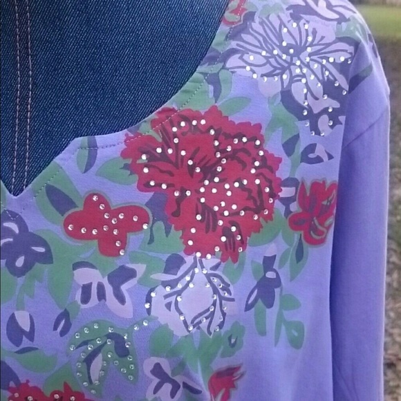 Lilac Cotton Embellished Top - Picture 2 of 7
